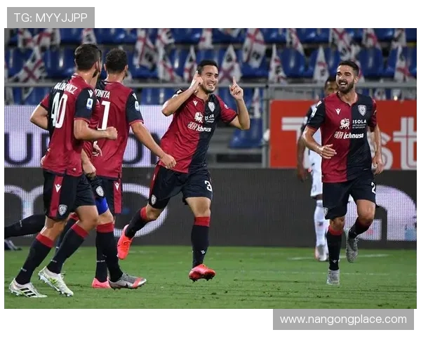 瓦伦西亚俱乐部近期战绩分析与未来阵容调整展望